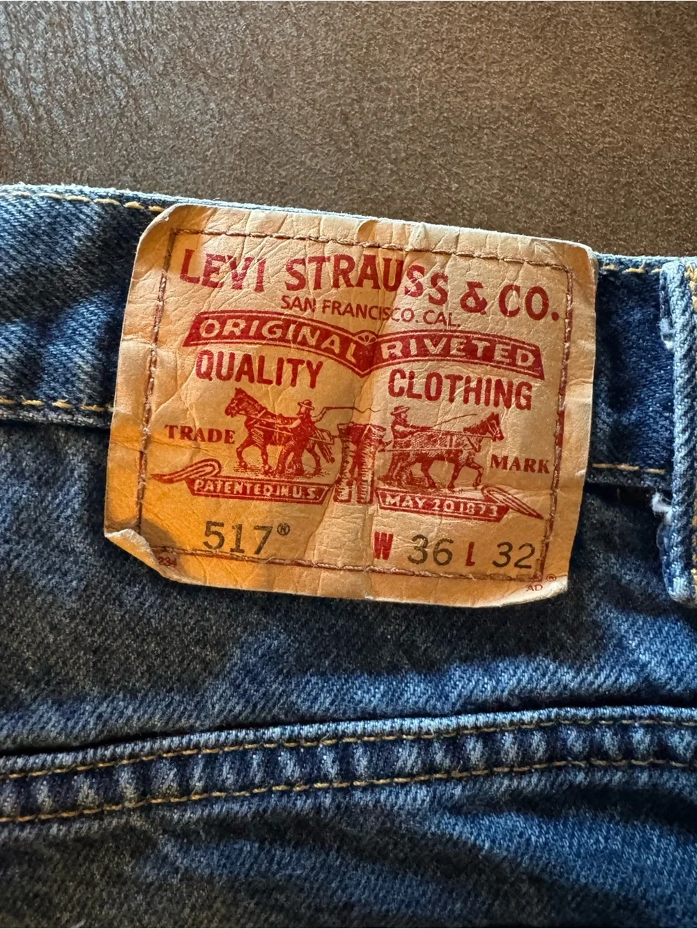Levi's 517 Men’s Classic Blue Relaxed Fit Denim Jeans-Excellent Condition!